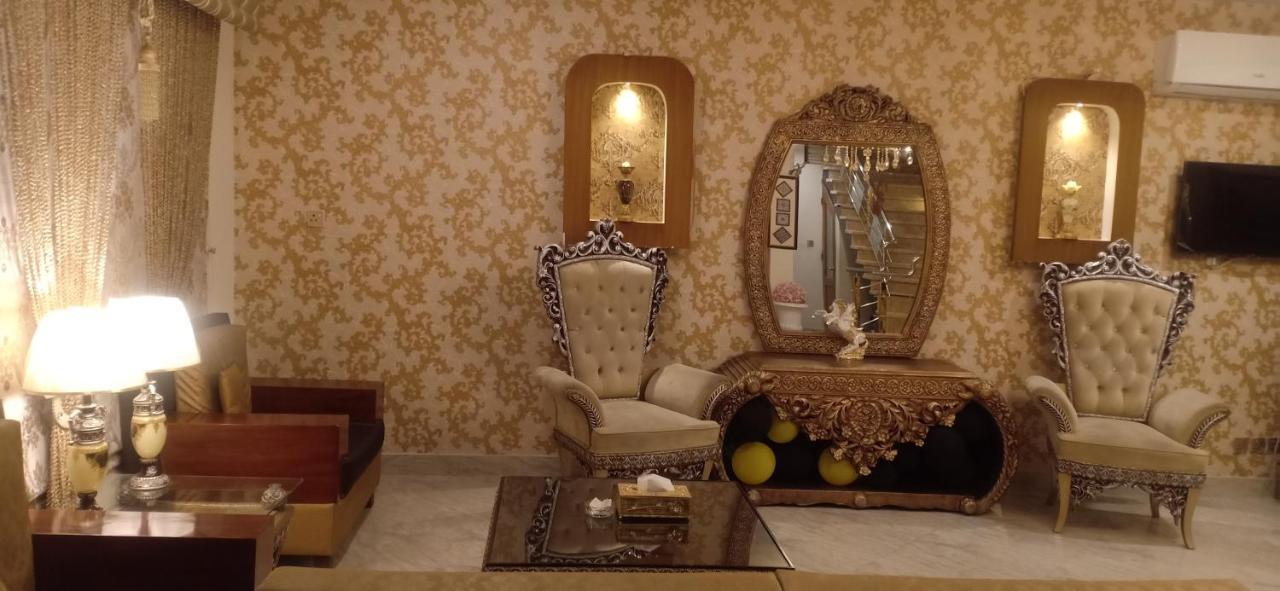 Hotel S.R. Lounge Multan Exterior photo