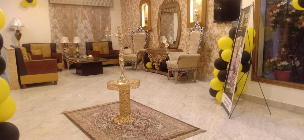 Hotel S.R. Lounge Multan Exterior photo