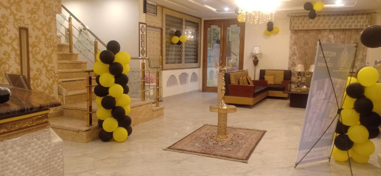 Hotel S.R. Lounge Multan Exterior photo